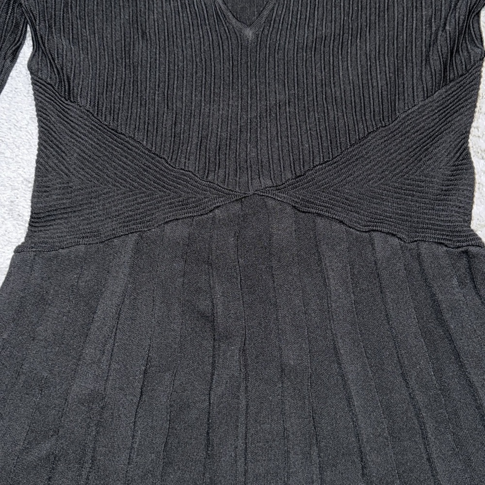 Armani sweater knit dress - Picture 5 of 6